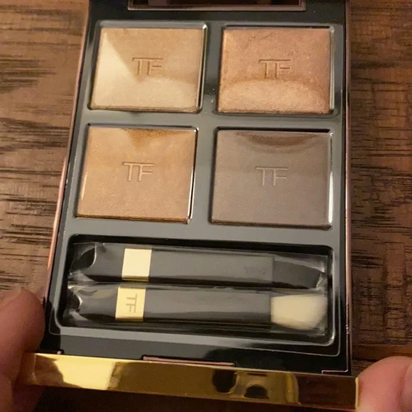 TOM FORD EYE COLOR QUAD